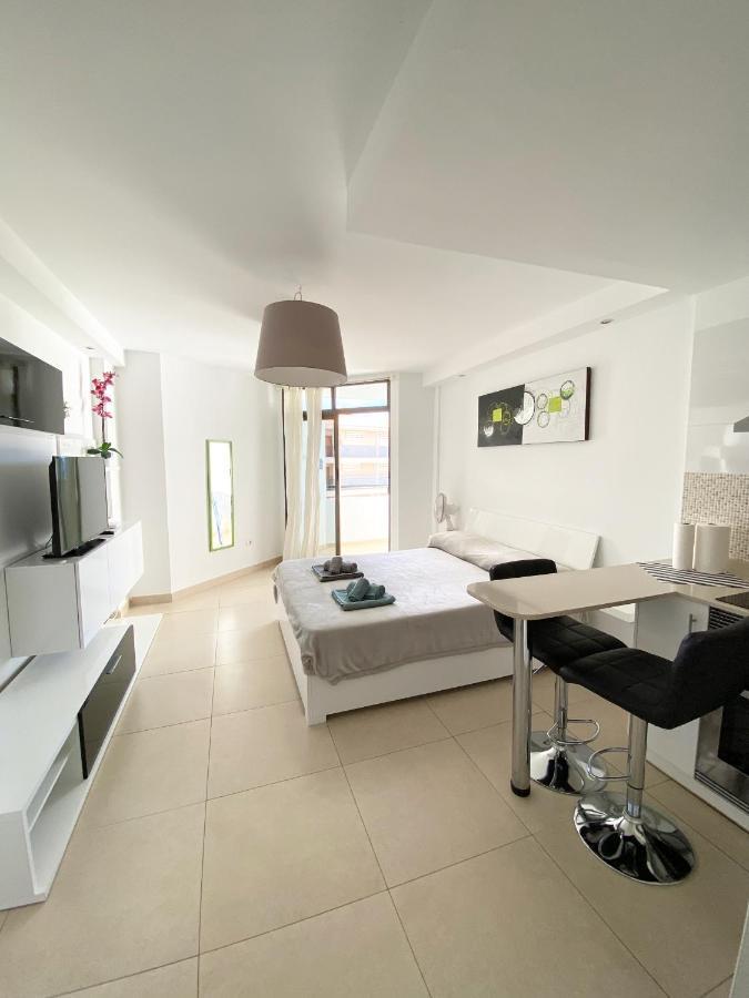 Summerland Vip Studio Sea & Pool View Apartment Los Cristianos  Exterior photo