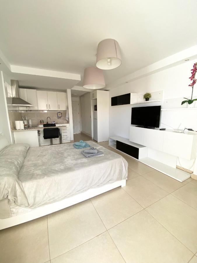 Aloha Summerland Vip Studio Sea & Pool View Los Cristianos  Exterior photo